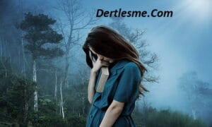 Ormanda elinde kitapla tek başına duran, hüzünlü ve çok yalnız hisseden bir kadın illüstrasyonu.